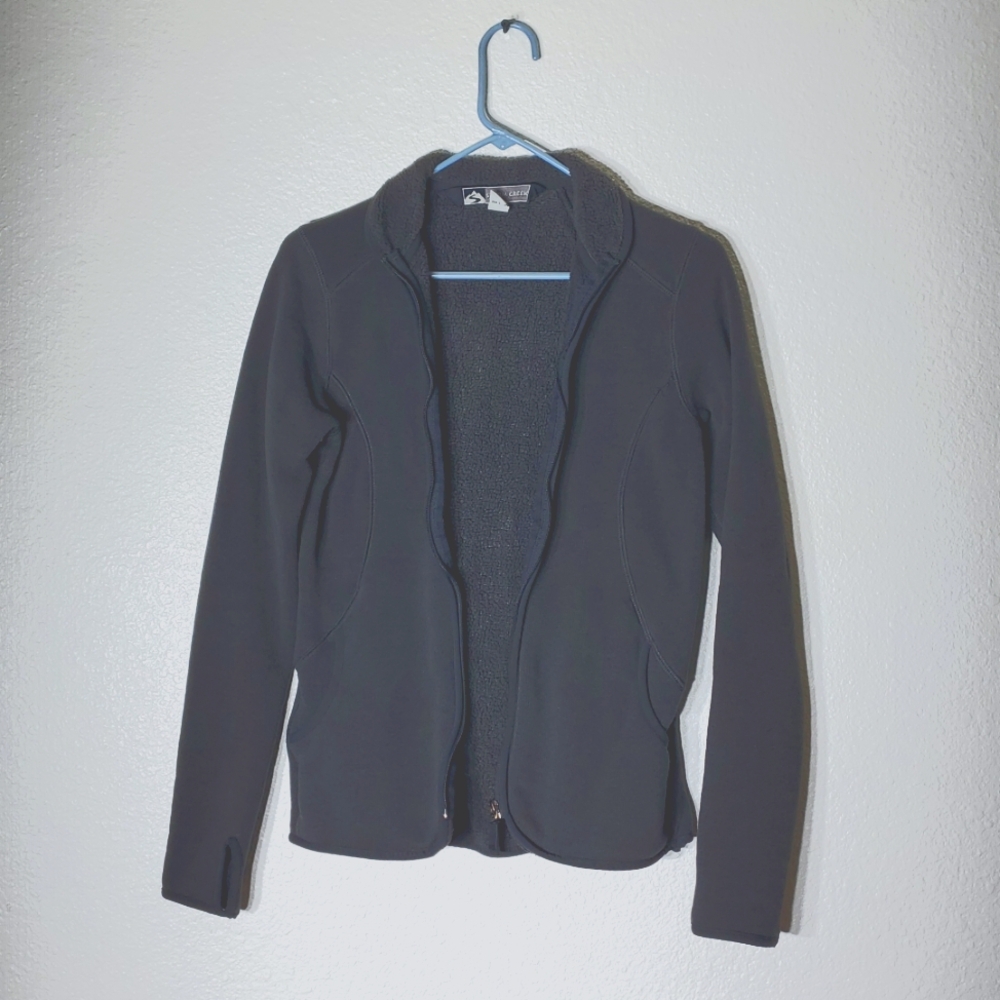 Storm Creek Ladies Medium Grey knit Sweater Jacket